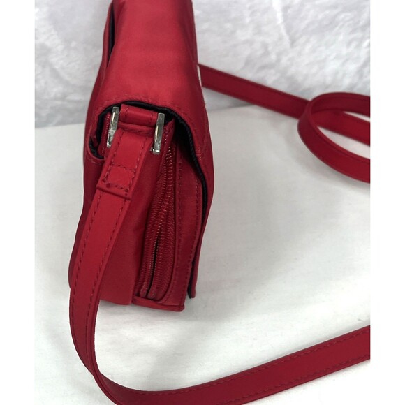 VILLAGER Liz Claiborne Purse All-In-One Crossbody Nylon Red - Picture 2 of 9